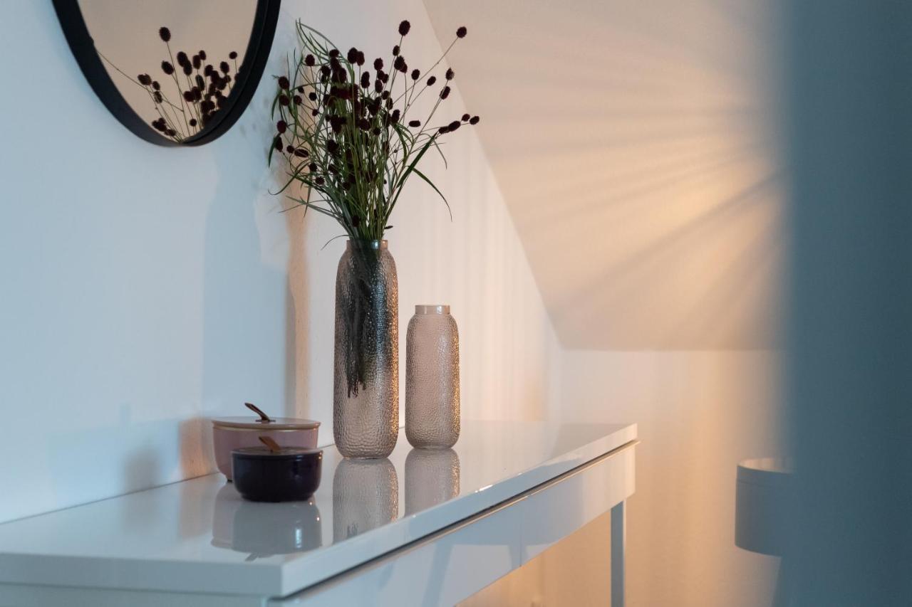 Fuldaliebe - Stadtnahe Moderne Ferienwohnung In Fulda Esterno foto