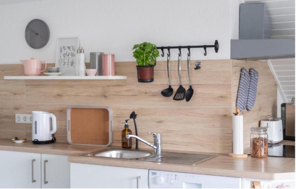Fuldaliebe - Stadtnahe Moderne Ferienwohnung In Fulda Esterno foto